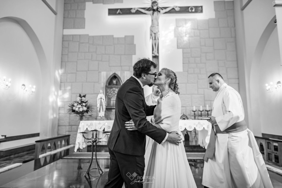 Analogowo-Binarny Reportaż Ślubny