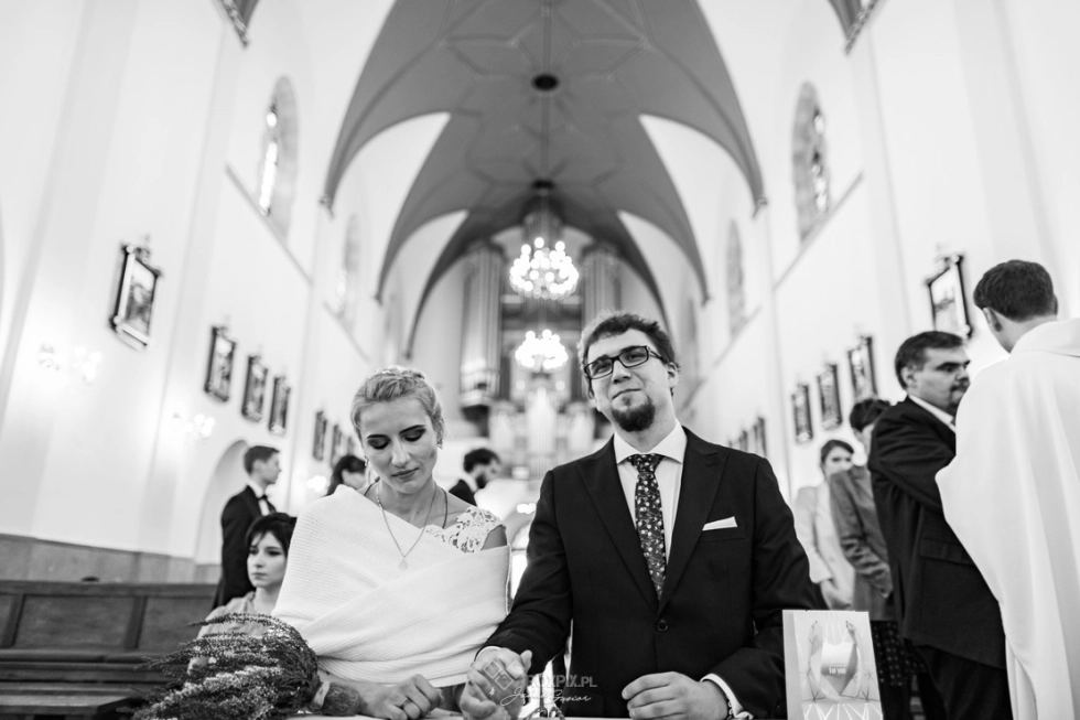 Analogowo-Binarny Reportaż Ślubny