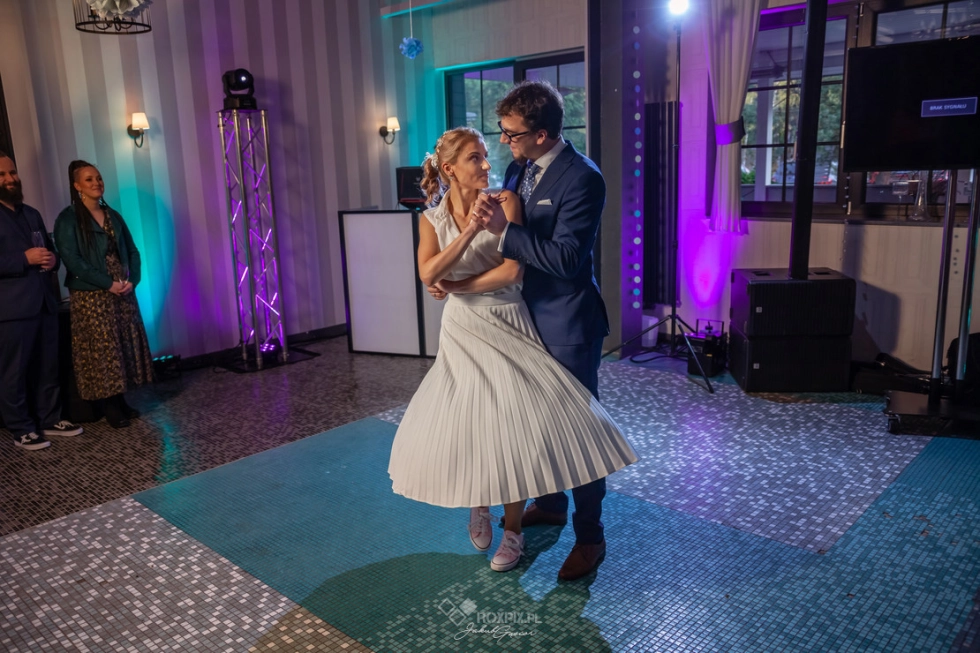 Analogowo-Binarny Reportaż Ślubny