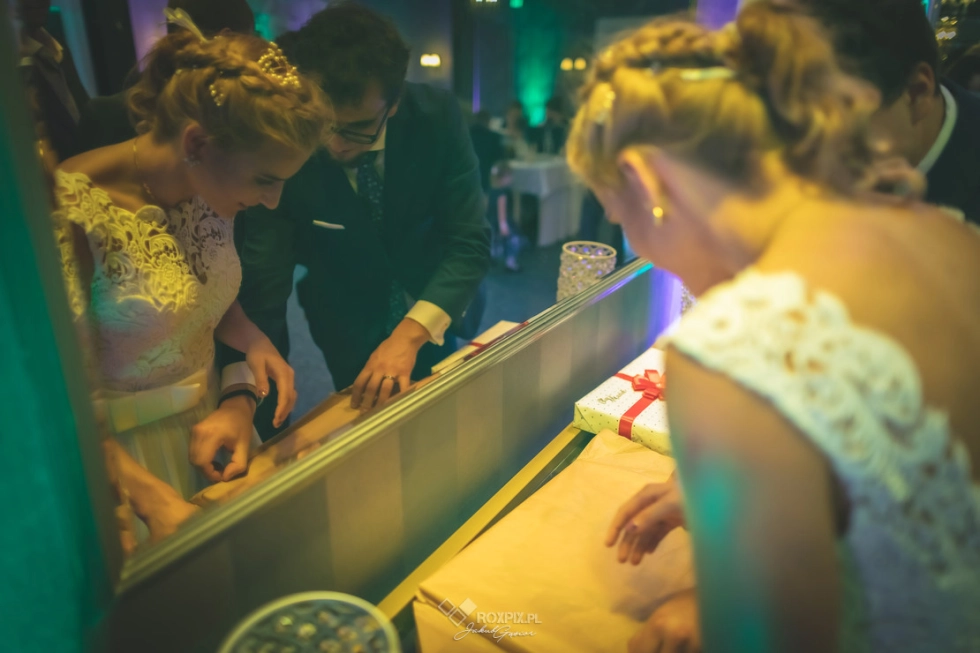 Analogowo-Binarny Reportaż Ślubny