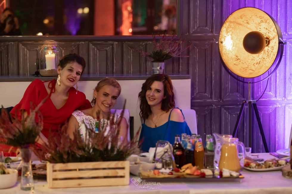 Analogowo-Binarny Reportaż Ślubny